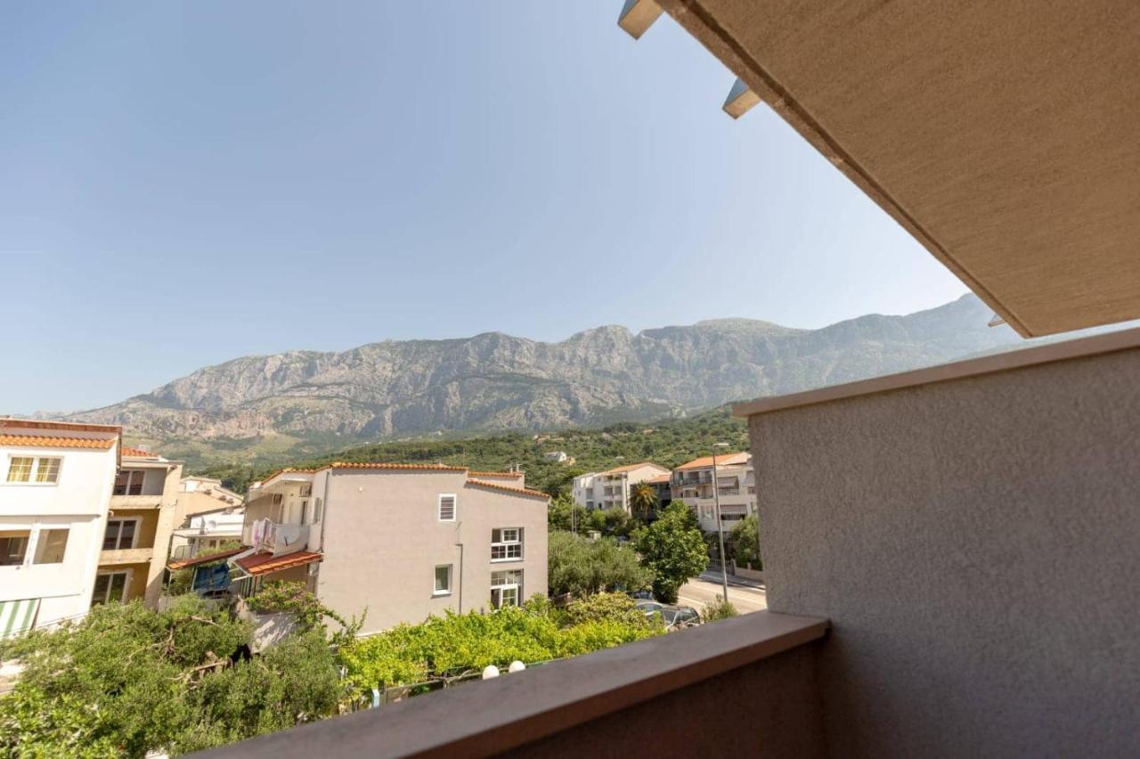 Apartments Elena Tučepi Eksteriør bilde