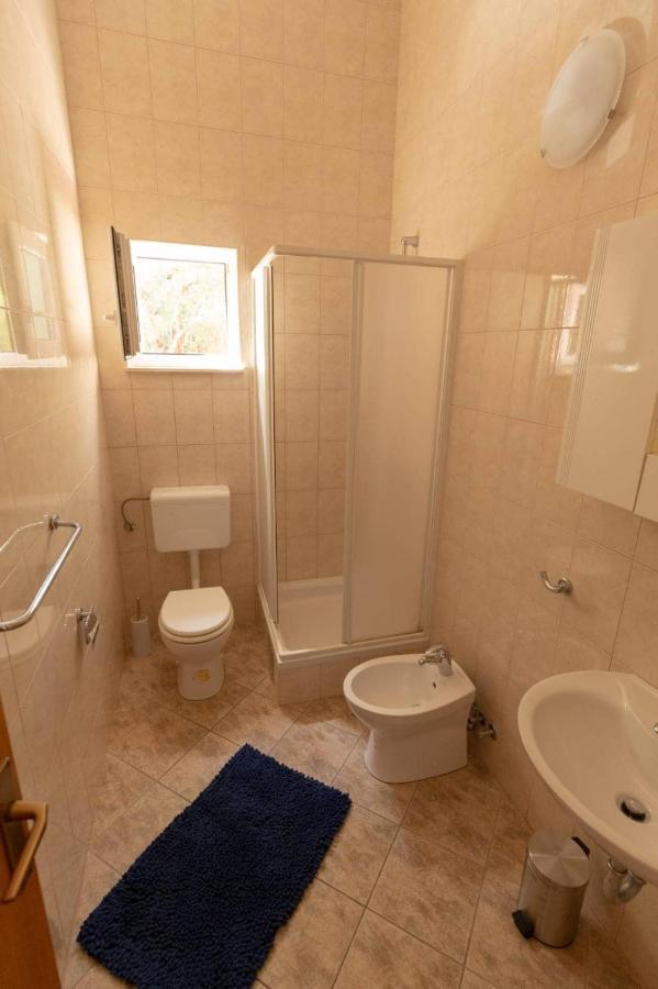 Apartments Elena Tučepi Eksteriør bilde
